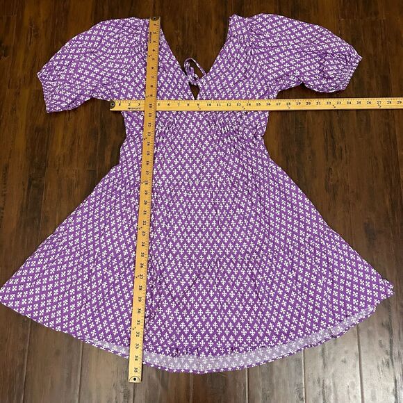 NWOT XIRENA Puff-Sleeve Nissa Babydoll Mini Dress in Purple Clover Print - Picture 15 of 15